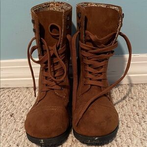 Twisted Chestnut Lace-Up Combat Boots